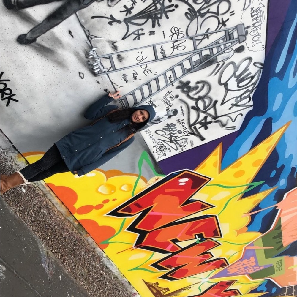 Meet your Posher, Annie